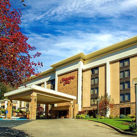 Hampton Inn Wheeling Bagian luar foto