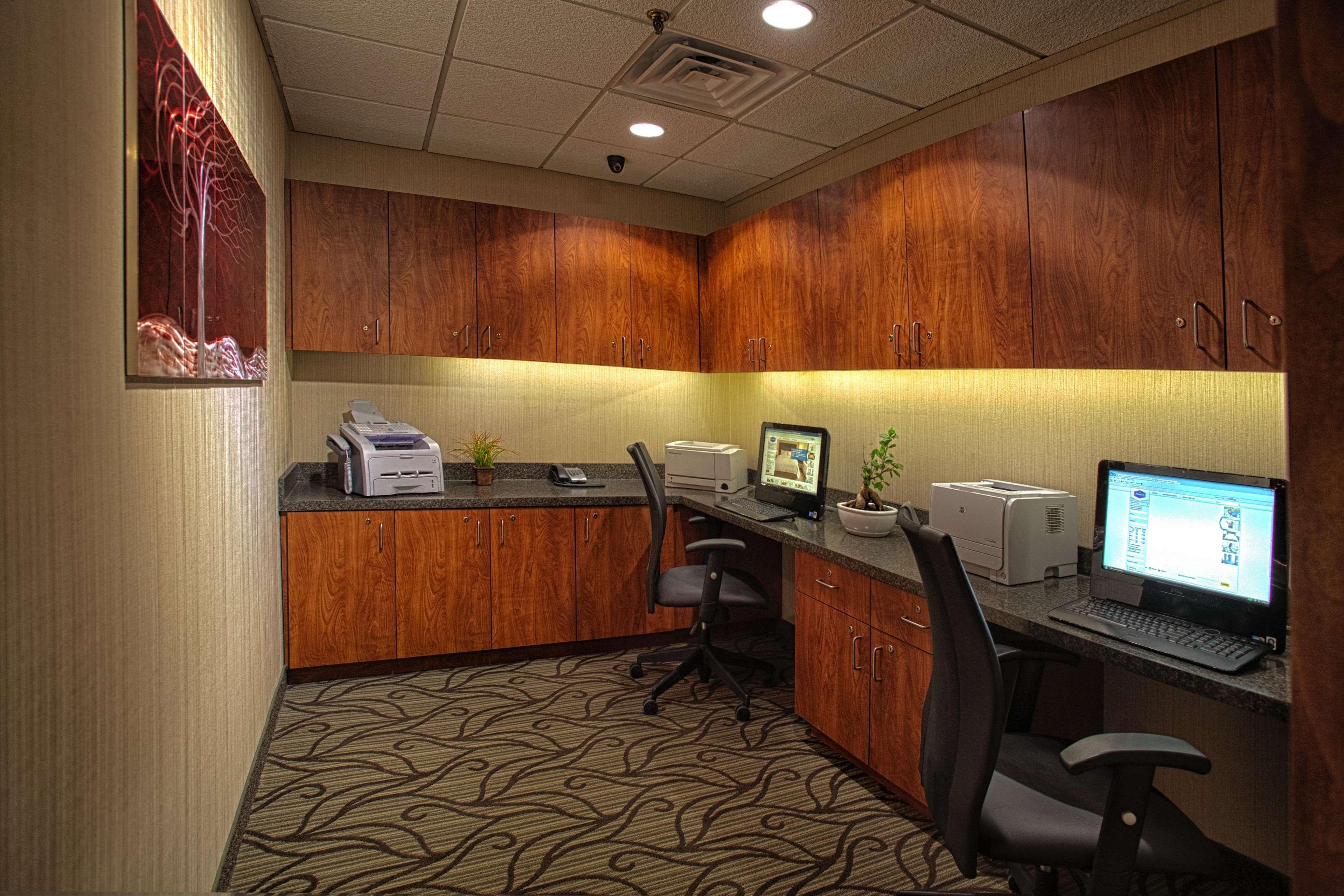 Hampton Inn Wheeling Bagian luar foto